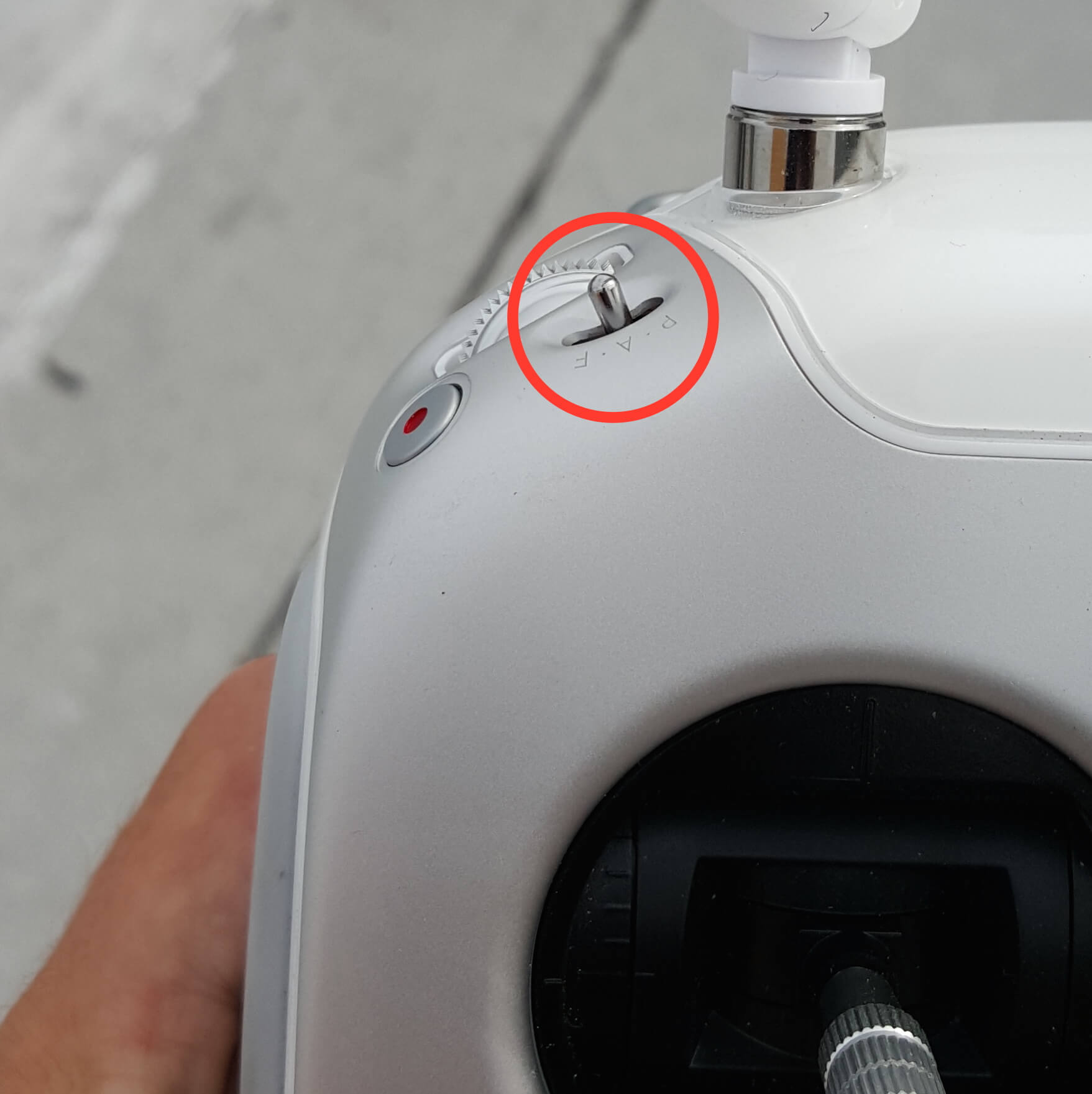 Dji phantom best sale 3 controller switches